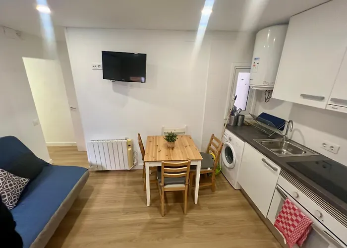 Charming And Quiet Apartments Near Barcelona